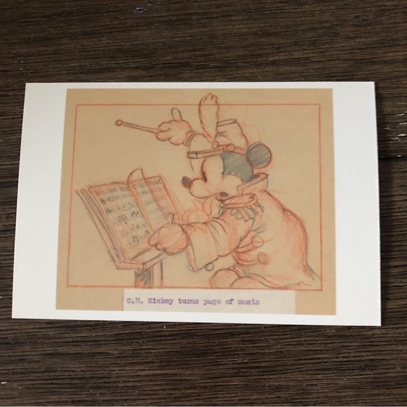 Disney Classic Movie Postcards: Mickey Mouse and Friends 5 pack. - Picture 5 of 7